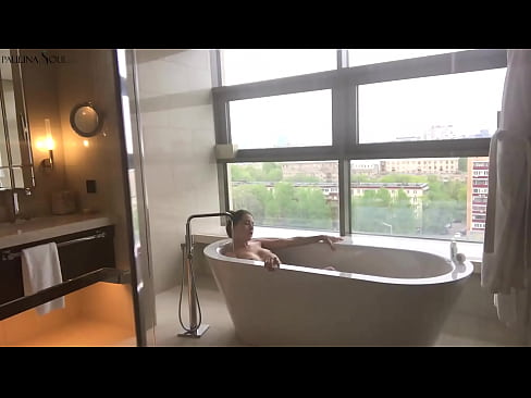 ❤️ 巨大的宝贝 激情地在浴室里撸起了她的阴部 ❤️❌ Sluts。at zh-cn.xxxshake.ru❌❤