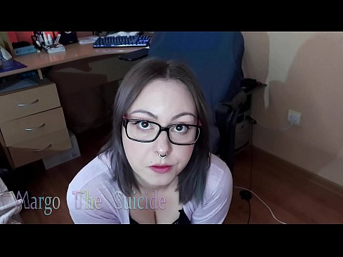 ❤️ 性感的眼镜女孩在镜头前深深地吸吮假阳具 ❤️❌ Sluts。at zh-cn.xxxshake.ru❌❤